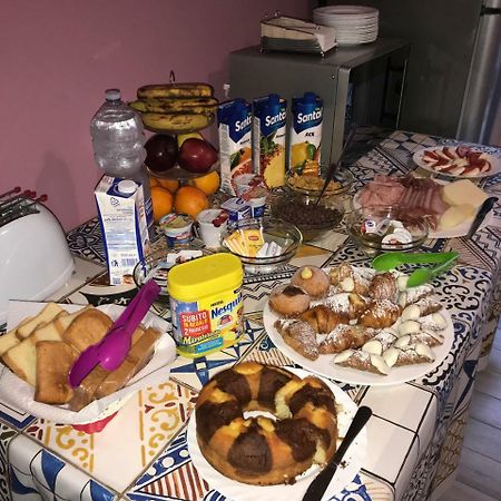 旧运河酒店 卡斯泰拉马莱 外观 照片